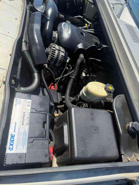 2005 HUMMER H2 Base