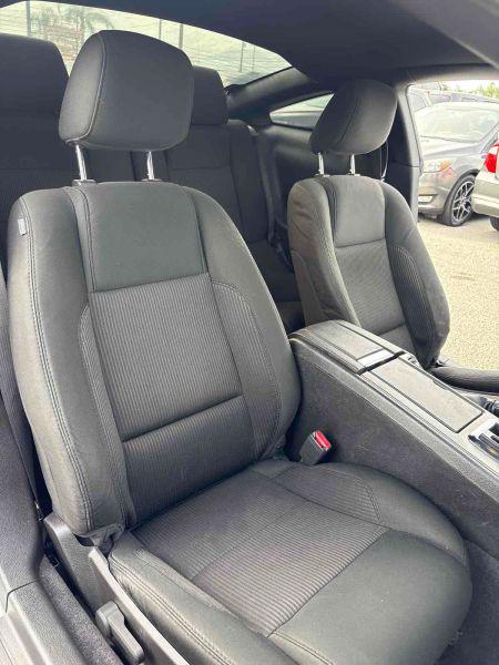 2011 Ford Mustang V6