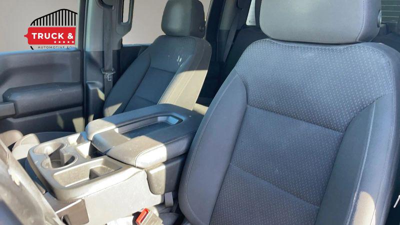 2022 Chevrolet Silverado 2500HD 4WD Crew Cab Standard Bed WT