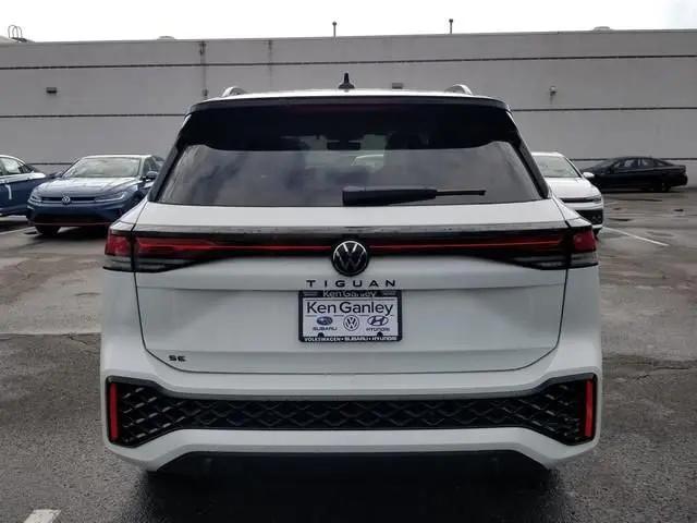 2026 Volkswagen Tiguan SE R-Line Black