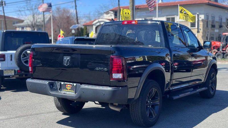 2022 Ram 1500 Classic Warlock Crew Cab 4x4 5'7" Box