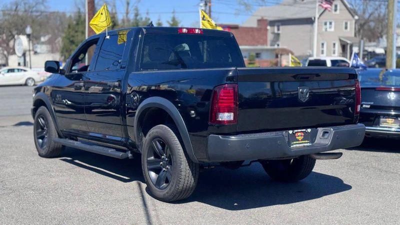 2022 Ram 1500 Classic Warlock Crew Cab 4x4 5'7" Box