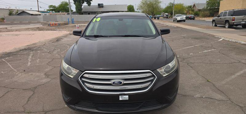 2014 Ford Taurus SE
