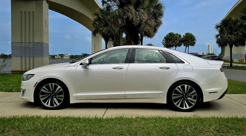 2019 Lincoln MKZ Reserve II