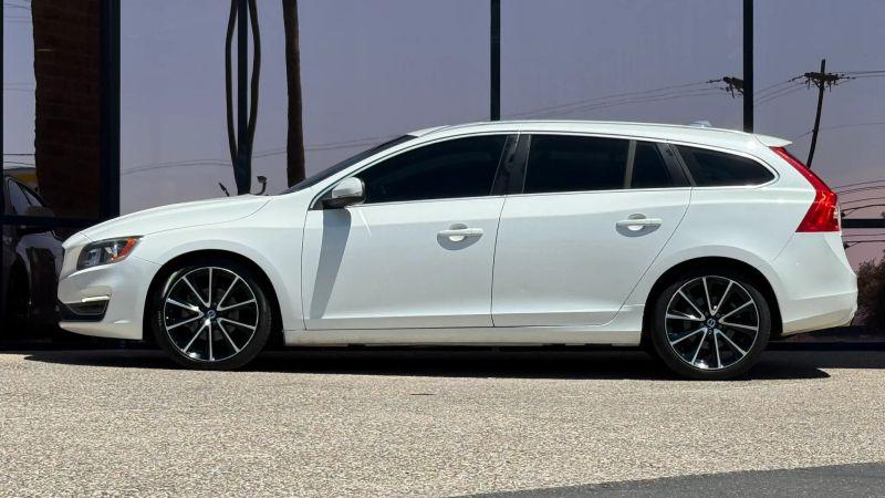 2016 Volvo V60 T5 Drive-E Premier