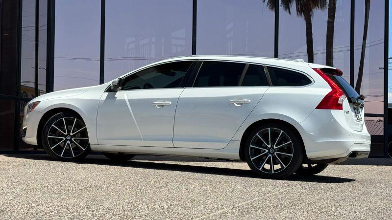 2016 Volvo V60 T5 Drive-E Premier