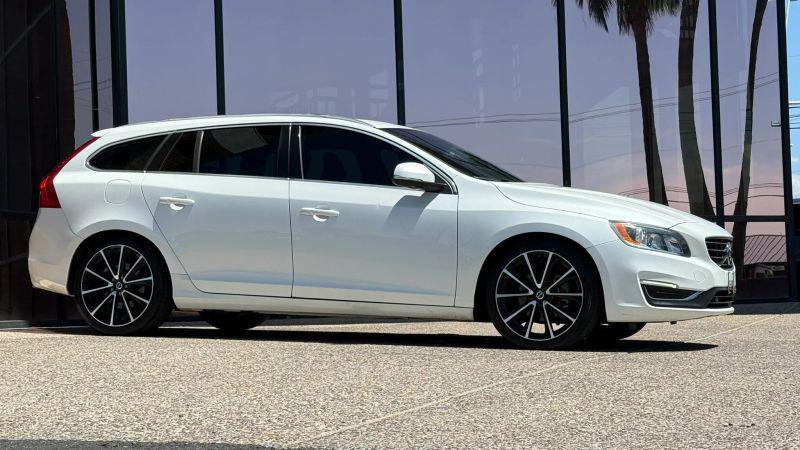 2016 Volvo V60 T5 Drive-E Premier