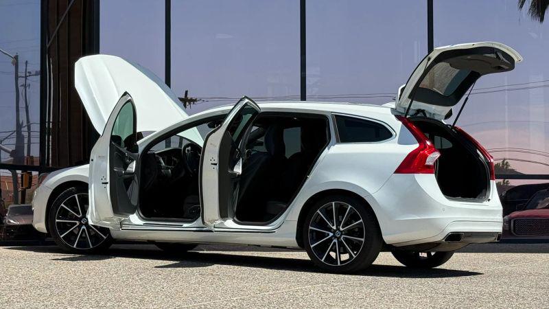 2016 Volvo V60 T5 Drive-E Premier