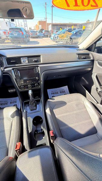 2017 Volkswagen Passat 1.8T R-Line