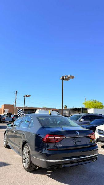 2017 Volkswagen Passat 1.8T R-Line