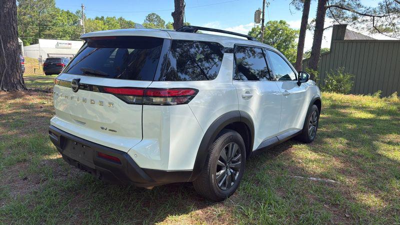 2022 Nissan Pathfinder SV 4WD
