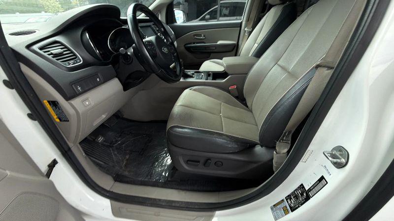 2017 Kia Sedona LX