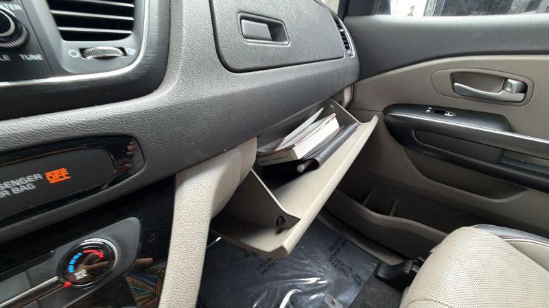 2017 Kia Sedona LX