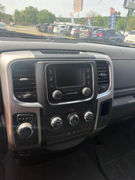 2017 Ram 1500 SLT Quad Cab 4x2 6'4" Box