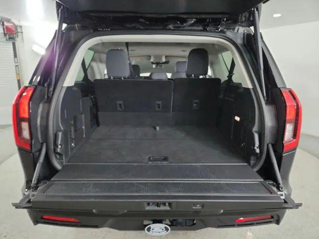 2025 Ford Expedition Active MAX
