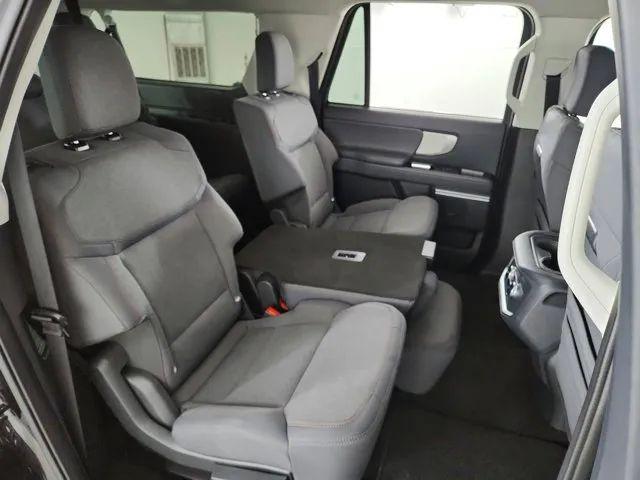 2025 Ford Expedition Active MAX