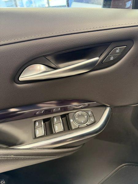 2023 Cadillac XT4 FWD Luxury
