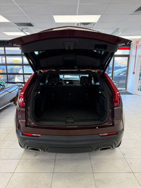 2023 Cadillac XT4 FWD Luxury