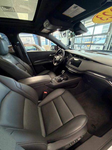 2023 Cadillac XT4 FWD Luxury