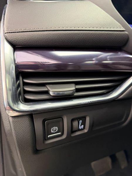 2023 Cadillac XT4 FWD Luxury