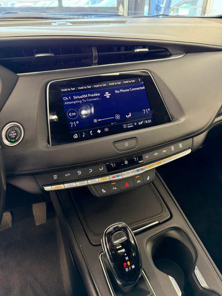 2023 Cadillac XT4 FWD Luxury