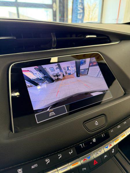 2023 Cadillac XT4 FWD Luxury