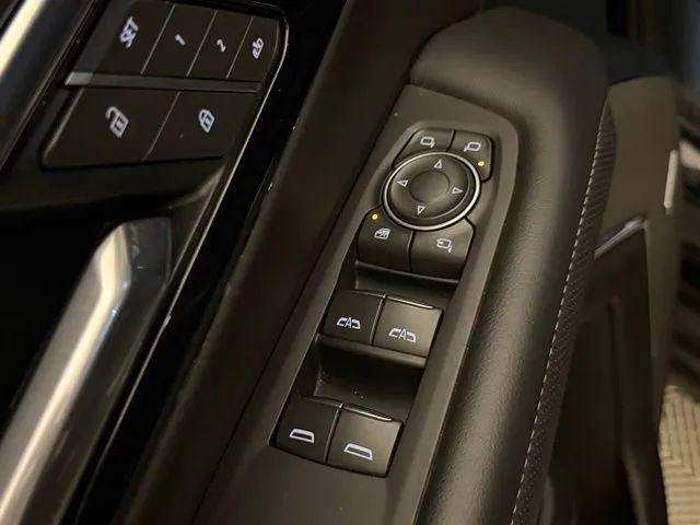 2025 Chevrolet Suburban 2WD Premier