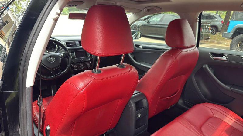2015 Volkswagen Jetta 1.8T SEL