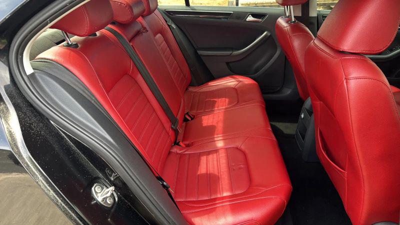 2015 Volkswagen Jetta 1.8T SEL