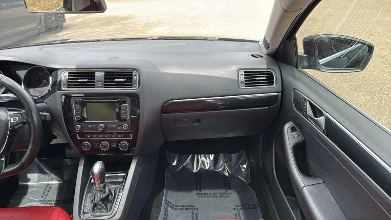 2015 Volkswagen Jetta 1.8T SEL