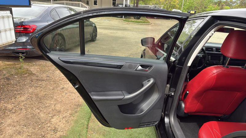 2015 Volkswagen Jetta 1.8T SEL