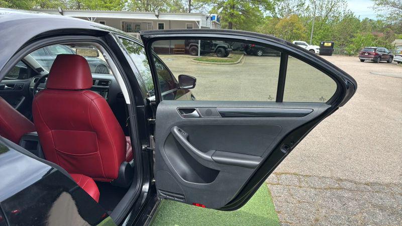 2015 Volkswagen Jetta 1.8T SEL