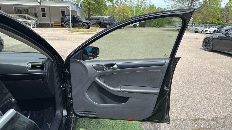 2015 Volkswagen Jetta 1.8T SEL