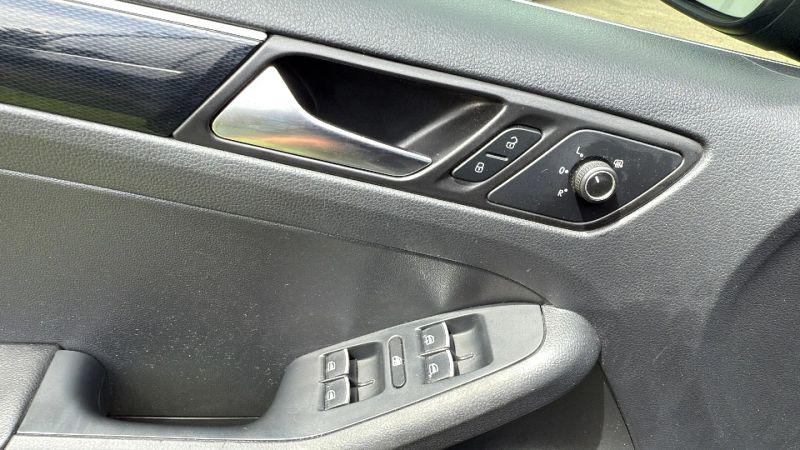 2015 Volkswagen Jetta 1.8T SEL