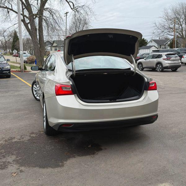 2016 Chevrolet Malibu 1LT