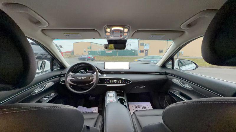 2025 Genesis GV70 2.5T AWD