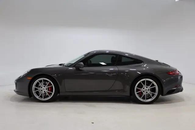 2019 Porsche 911 Carrera 4S