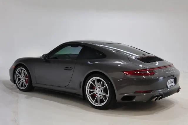 2019 Porsche 911 Carrera 4S