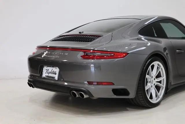 2019 Porsche 911 Carrera 4S