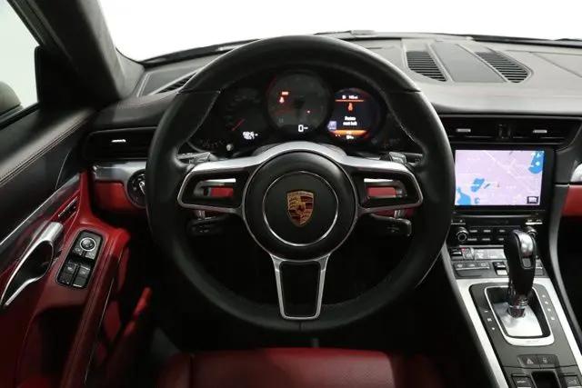 2019 Porsche 911 Carrera 4S