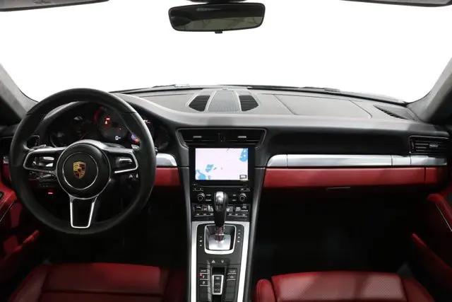 2019 Porsche 911 Carrera 4S