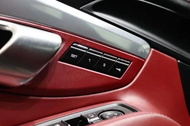2019 Porsche 911 Carrera 4S