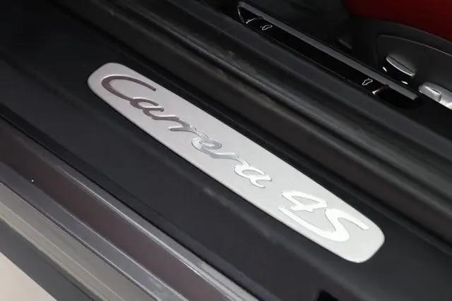 2019 Porsche 911 Carrera 4S