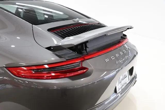2019 Porsche 911 Carrera 4S