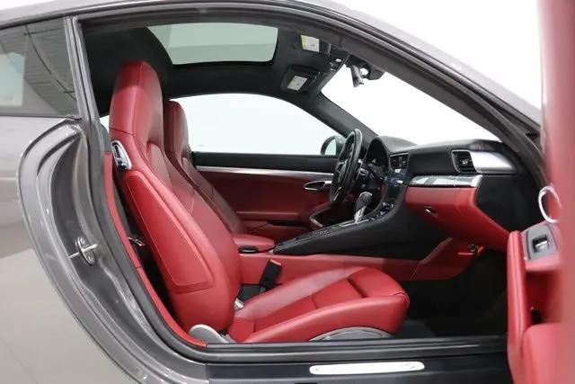 2019 Porsche 911 Carrera 4S