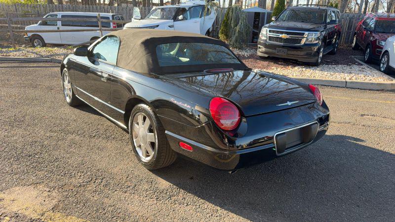 2002 Ford Thunderbird Base
