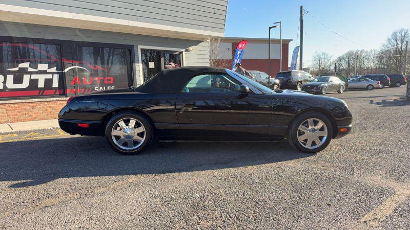 2002 Ford Thunderbird Base