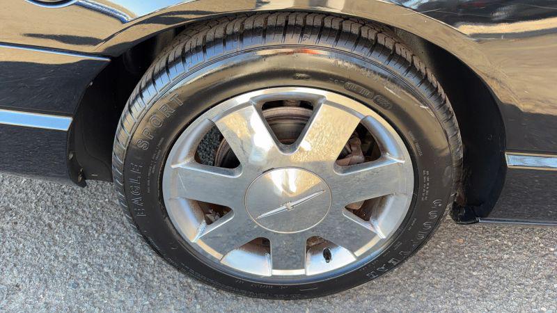 2002 Ford Thunderbird Base