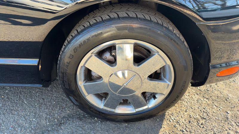 2002 Ford Thunderbird Base