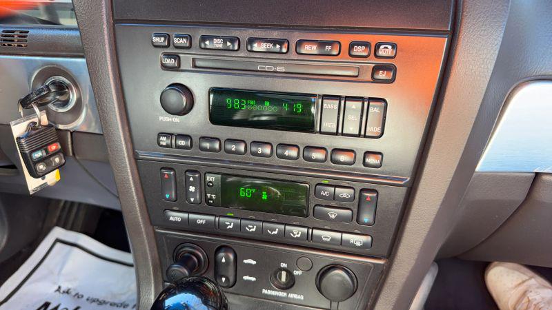 2002 Ford Thunderbird Base
